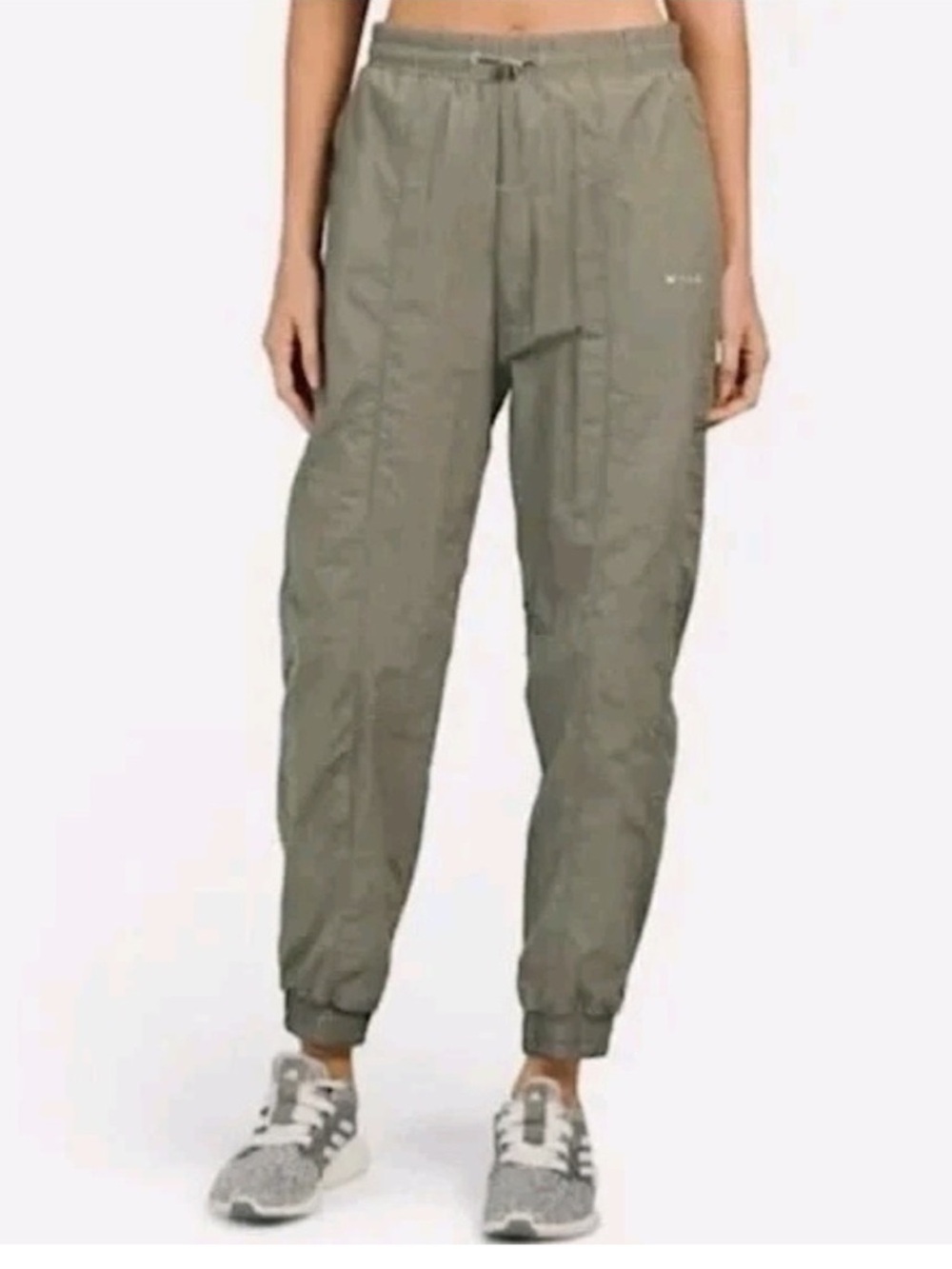 Wilo The Label drab green parachute jogger pants Size medium